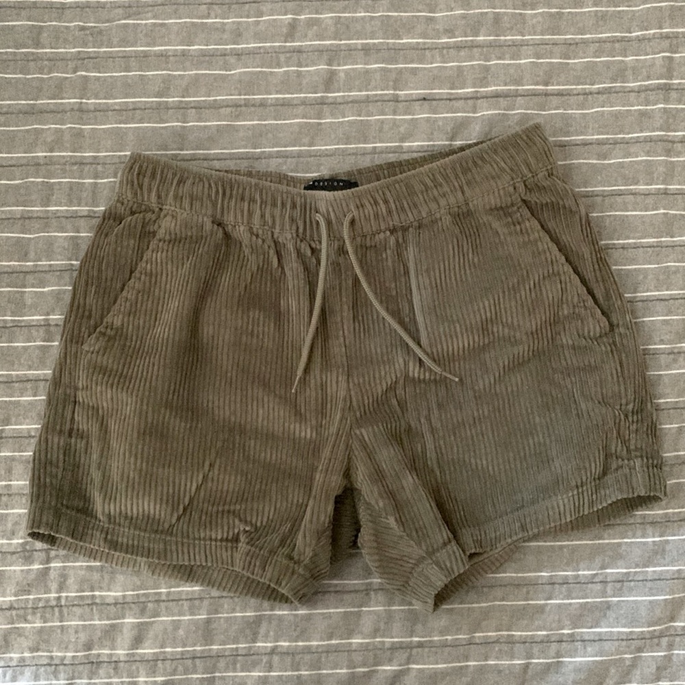 ASOS DESIGN cord shorter shorts in light green
